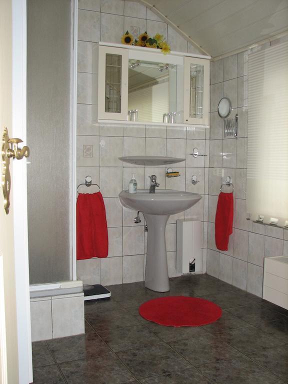 An Der Grenze Hotel Emmerich Bilik gambar